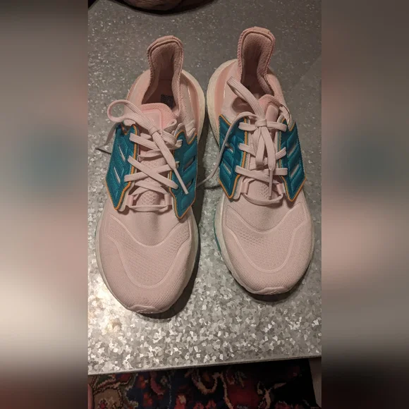 adidas gazelle silver green womens Adidas Pink Ultraboost Sneakers 9.5 – newdsalem main image 0